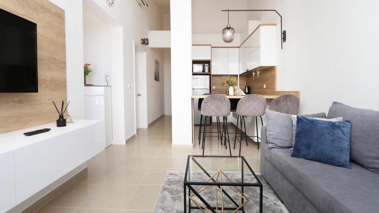 Apartments Emilija Makarska Luaran gambar