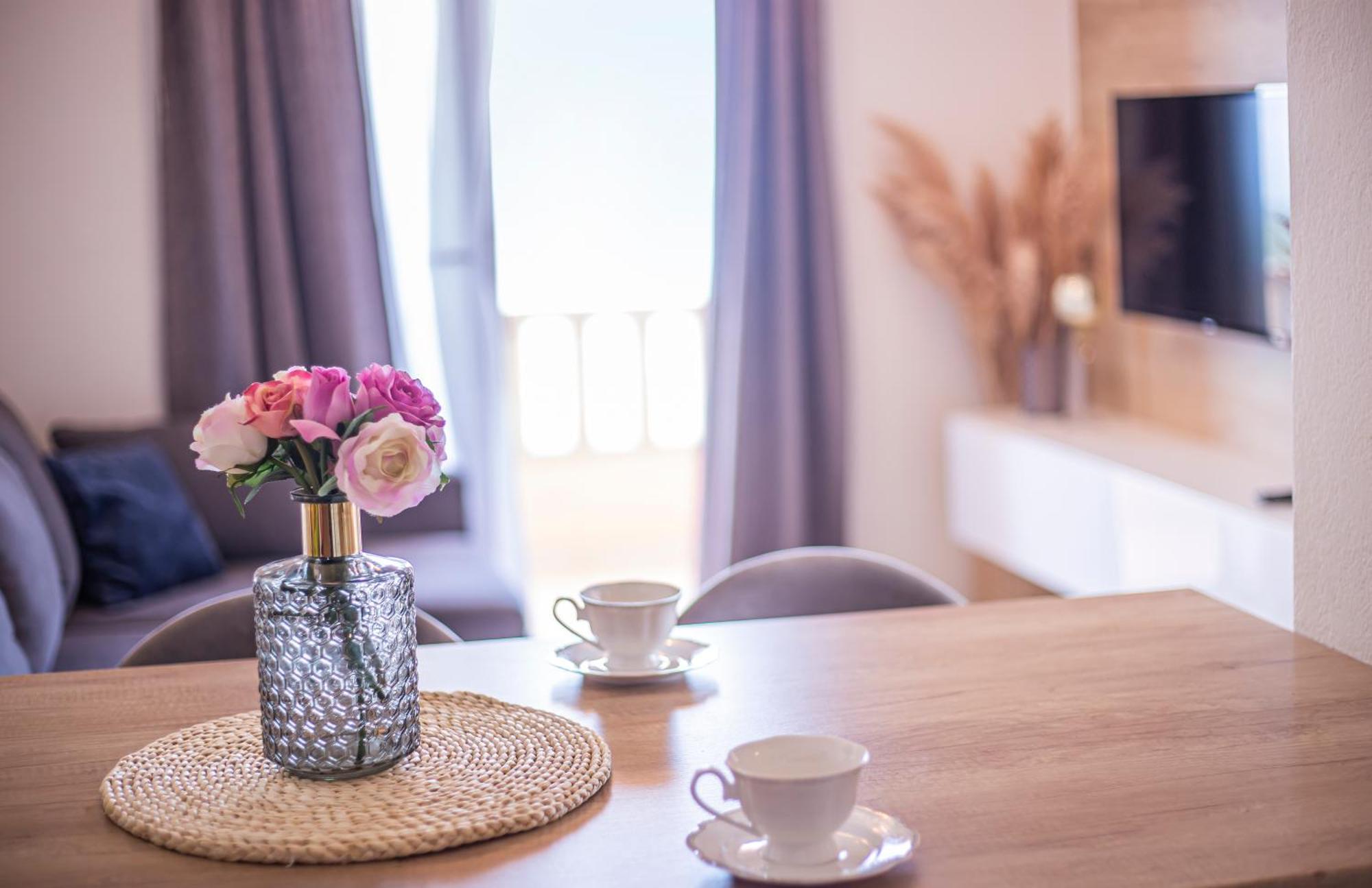 Apartments Emilija Makarska Luaran gambar