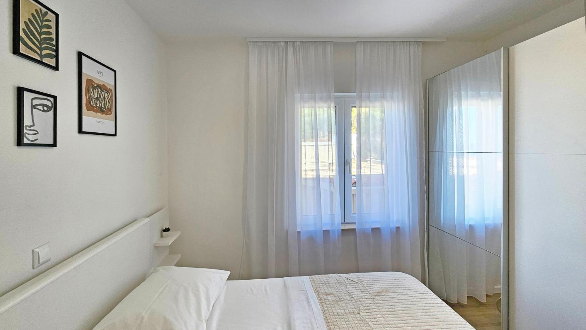 Apartments Emilija Makarska Luaran gambar